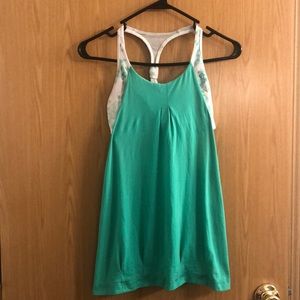 Lululemon workout tank